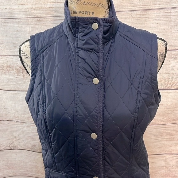 Untuckit Woman’s Puffer Vest Quilted Navy Blue Size Small - Picture 2 of 9